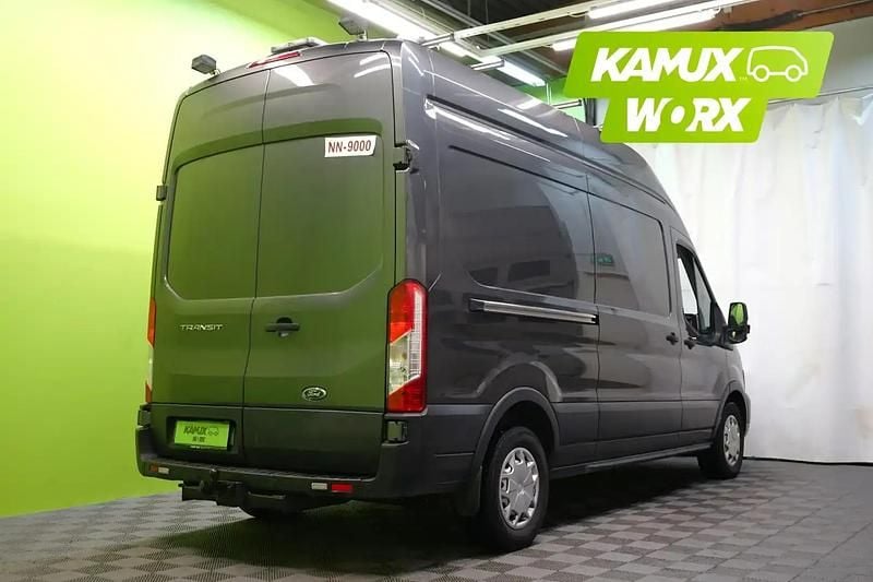 Käytetty Ford Transit 170 HP (125 kW) 2021 Hopea / harmaa Van