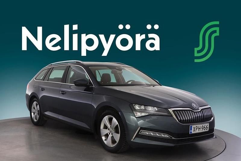 Käytetty Skoda Superb Ambition 156 HP (114 kW) 2020 Harmaa Farmari