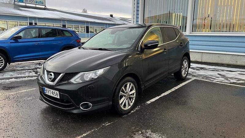 Musta Käytetty 2014 Nissan Qashqai Acenta Katumaasturi | 6 800 € (Kallis) - Kuva 1/2