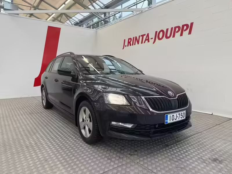 Musta Käytetty 2017 Skoda Octavia RS Farmari | 15 800 € (Supertarjous) - Kuva 1/4