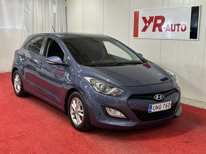 Käytetty 2012 Hyundai i30 Comfort Viistoperä | 9 900 € (Perustarjous) - Kuva 1/4