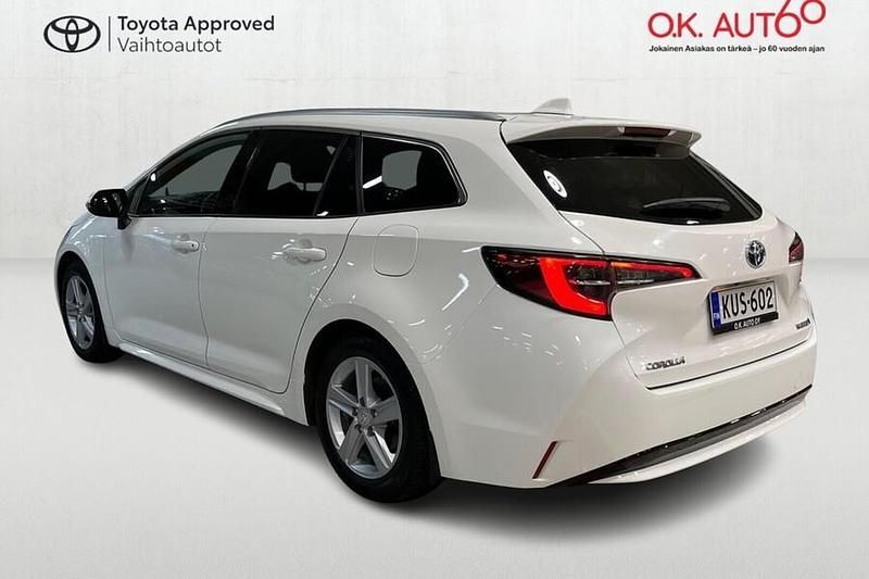 Käytetty Toyota Corolla Edition 122 HP (89 kW) 2022 040 Farmari