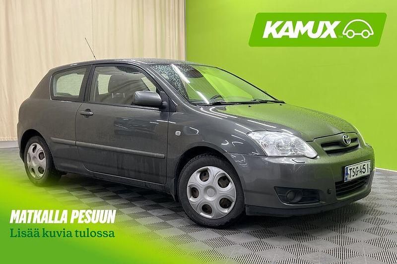 Hopea / harmaa Käytetty 2005 Toyota Corolla Sol Viistoperä | 2 880 € (Perustarjous) - Kuva 1/3