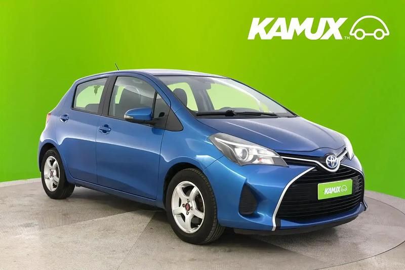 Sininen Käytetty 2016 Toyota Yaris Hybrid Life Sedan | 11 290 € (Perustarjous) - Kuva 1/4
