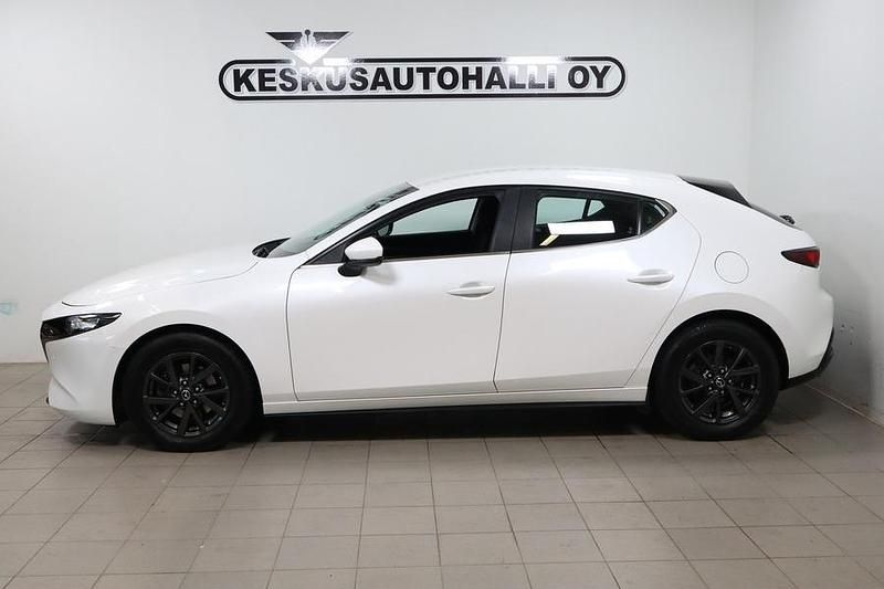 Käytetty Mazda 3 Vision 122 HP (89 kW) 2019 Valkoinen Viistoperä