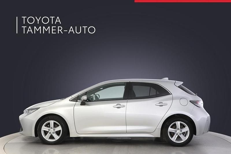 Käytetty Toyota Corolla Edition 122 HP (89 kW) 2023 1l0 metallic silver Viistoperä