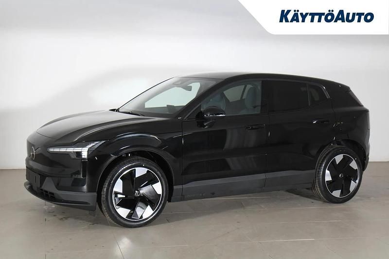 Uusi Volvo EX30 Performance 314 kW (428 HP) 2026 Onyx black met Katumaasturi