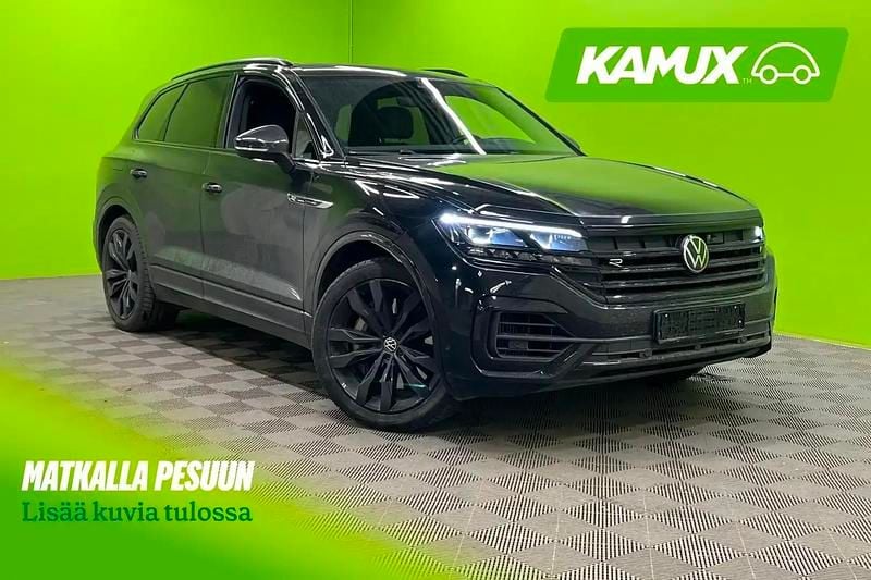 Musta Käytetty 2023 VW Touareg R Katumaasturi | 63 900 € - Kuva 1/4