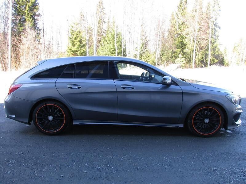 Käytetty Mercedes CLA220 AMG 177 HP (130 kW) 2015 Sedan