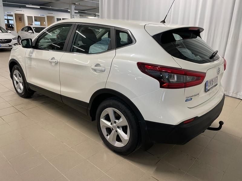 Käytetty Nissan Qashqai Acenta 159 HP (116 kW) 2019 Valkoinen Katumaasturi