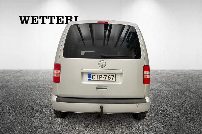 Käytetty VW Caddy Trendline 102 HP (75 kW) 2012 Harmaa Tila-auto