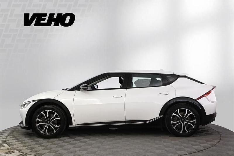 Käytetty Kia EV6 172 kW (235 HP) 2022 Valkoinen Katumaasturi