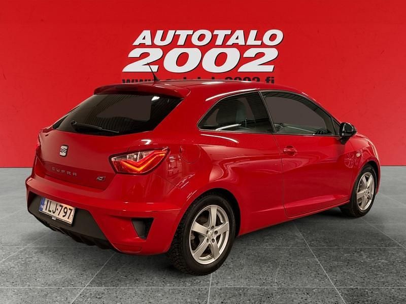 Käytetty Seat Ibiza CUPRA 180 HP (132 kW) 2014 Punainen Coupe - kaksiovinen