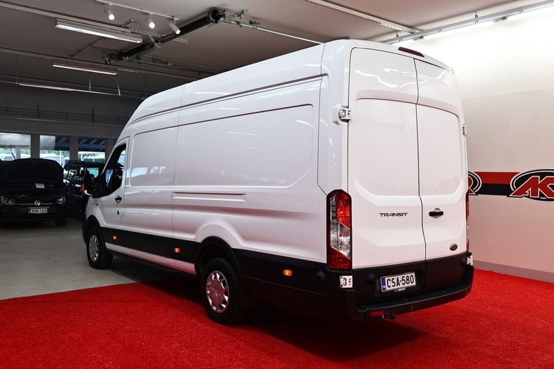 Käytetty Ford Transit Trend 131 HP (96 kW) 2021 Valkoinen Van