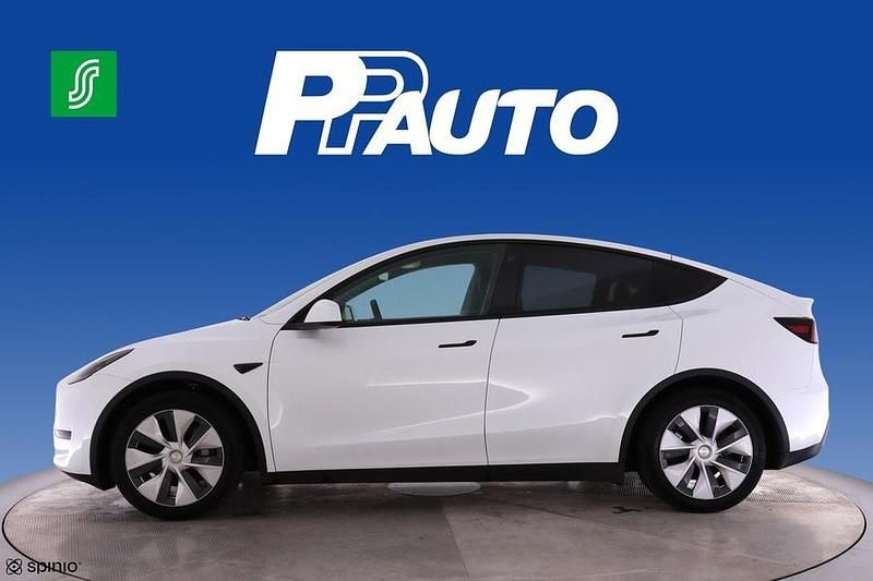 Käytetty Tesla Model Y RWD 219 kW (299 HP) 2023 Katumaasturi
