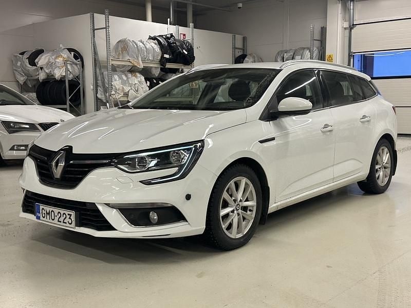 Käytetty Renault Mégane GrandTour 132 HP (97 kW) 2017 Farmari