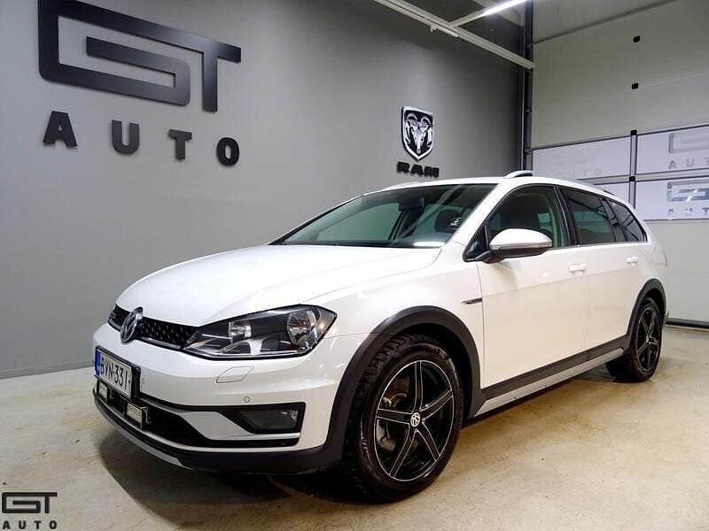 Käytetty 2015 VW Golf Alltrack Farmari | 15 490 € (Perustarjous) - Kuva 1/4