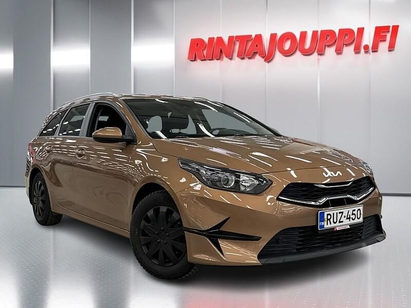 Käytetty Kia Ceed Sportswagon LX 101 HP (74 kW) 2023 Ruskea Farmari
