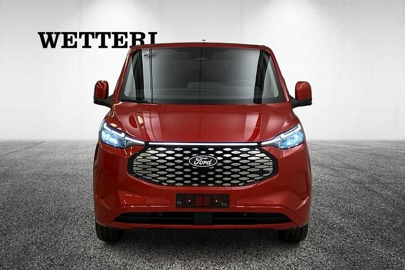 Uusi Ford Tourneo Titanium X 160 kW (218 HP) 2025 Punainen Tila-auto