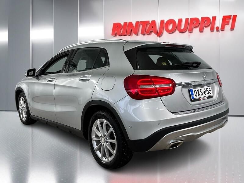 Käytetty Mercedes GLA200 Business 156 HP (114 kW) 2015 Katumaasturi