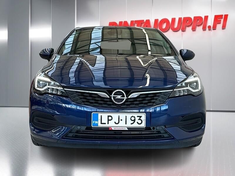 Käytetty Opel Astra Innovation 131 HP (96 kW) 2020 Viistoperä