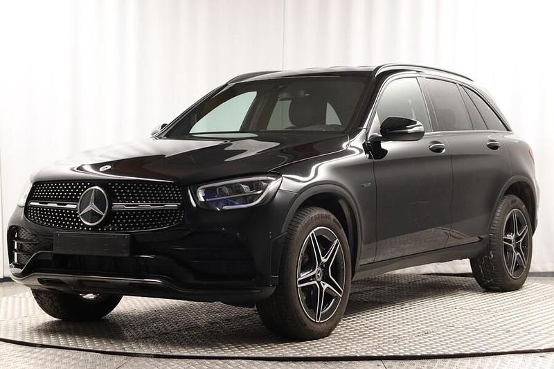 Käytetty 2021 Mercedes GLC300e Business Katumaasturi | 42 900 € (Hieman kallis) - Kuva 1/4