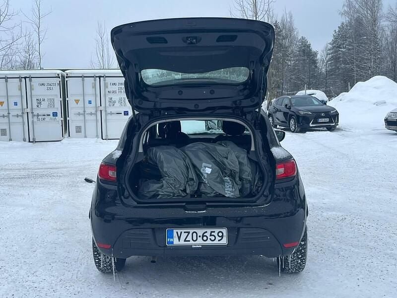 Käytetty Renault Clio IV LIMITED 73 HP (53 kW) 2017 Viistoperä