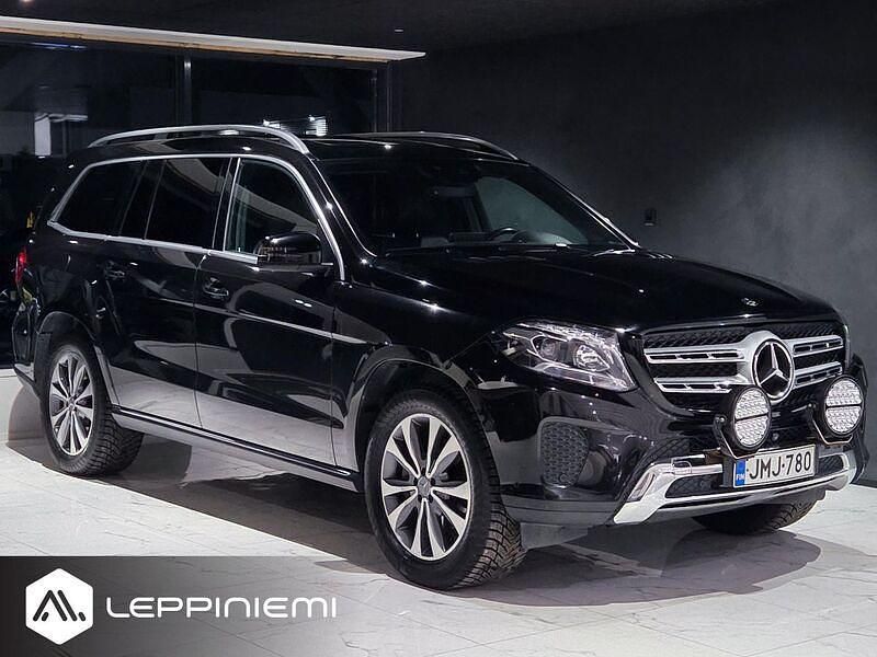 Käytetty Mercedes GLS350 258 HP (189 kW) 2018 Katumaasturi