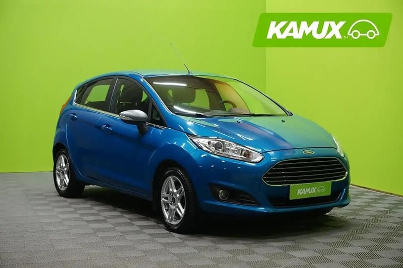 Sininen Käytetty 2014 Ford Fiesta Titanium Viistoperä | 6 880 € (Hyvä tarjous) - Kuva 1/4