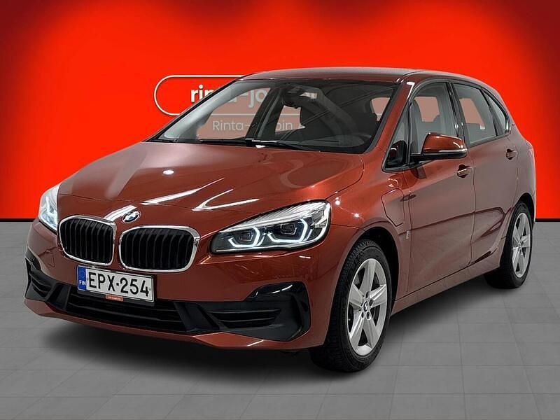 Oranssi Käytetty 2019 BMW 225 Active Tourer M Sport Tila-auto | 14 980 € (Supertarjous) - Kuva 1/3