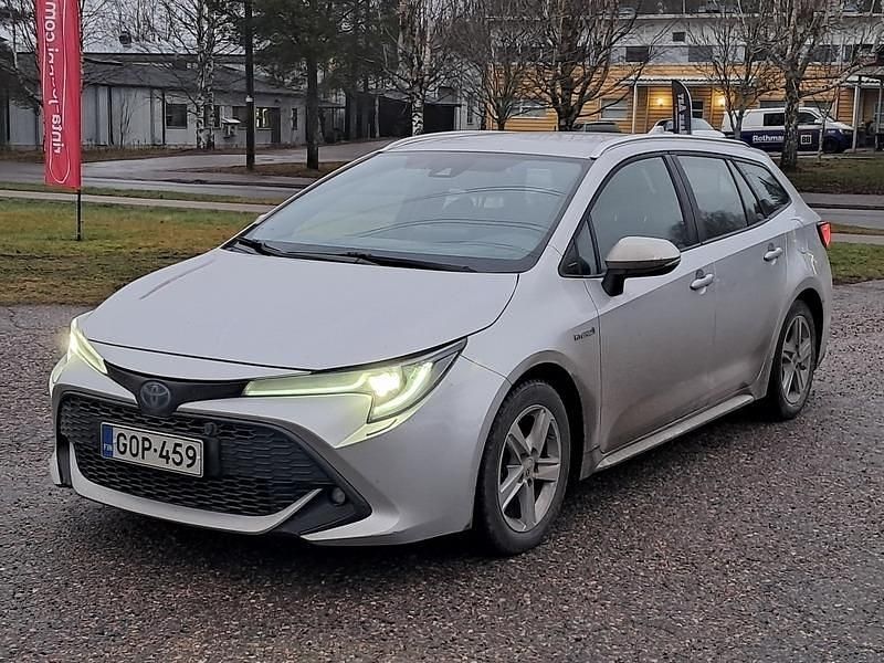 Käytetty 2021 Toyota Corolla Active Farmari | 22 970 € (Perustarjous) - Kuva 1/3