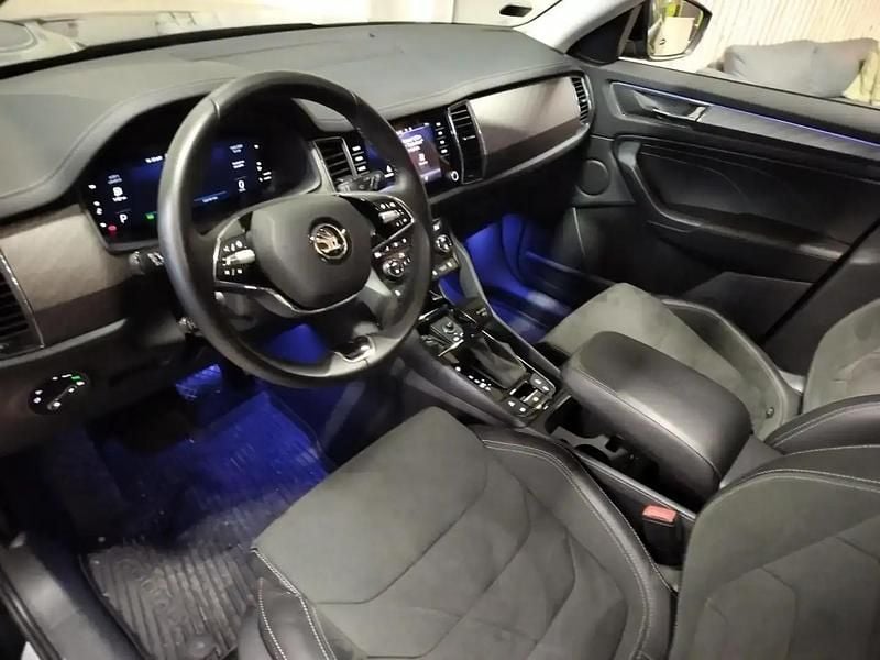 Käytetty Skoda Kodiaq Style 150 HP (110 kW) 2023 Musta Katumaasturi