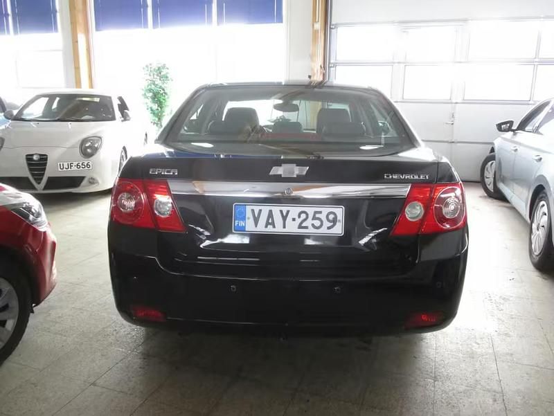 Käytetty Chevrolet Epica 143 HP (105 kW) 2007 Musta Sedan