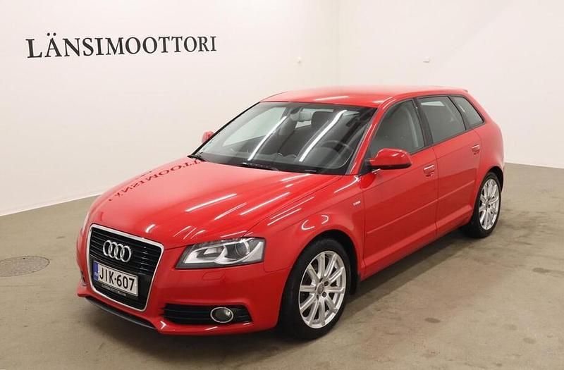 Käytetty 2012 Audi A3 Sportback Attraction Viistoperä | 7 790 € (Hyvä tarjous) - Kuva 1/4