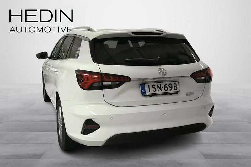 Käytetty MG MG5 EV Luxury 114 kW (156 HP) 2022 Farmari