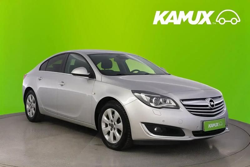 Käytetty Opel Insignia Edition 264 HP (194 kW) 2014 Hopea / harmaa Viistoperä