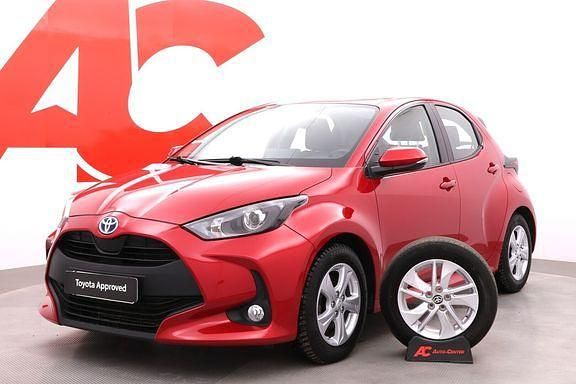 3u5 punainen Käytetty 2022 Toyota Yaris Active Viistoperä | 17 990 € (Perustarjous) - Kuva 1/4
