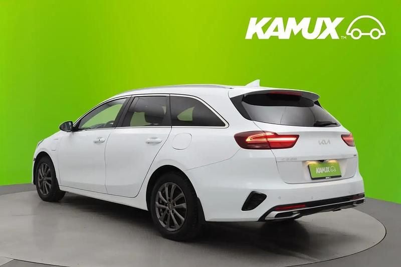 Käytetty Kia Ceed Sportswagon Premium 105 HP (77 kW) 2022 Valkoinen Farmari