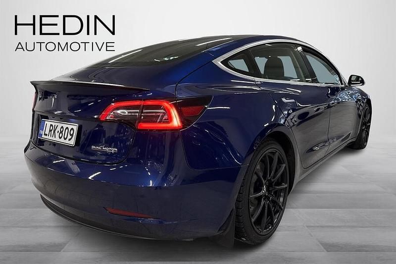 Käytetty Tesla Model 3 Performance 339 kW (462 HP) 2020 Sininen Sedan
