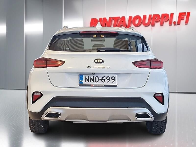 Käytetty Kia XCeed Premium 140 HP (102 kW) 2020 Valkoinen Katumaasturi