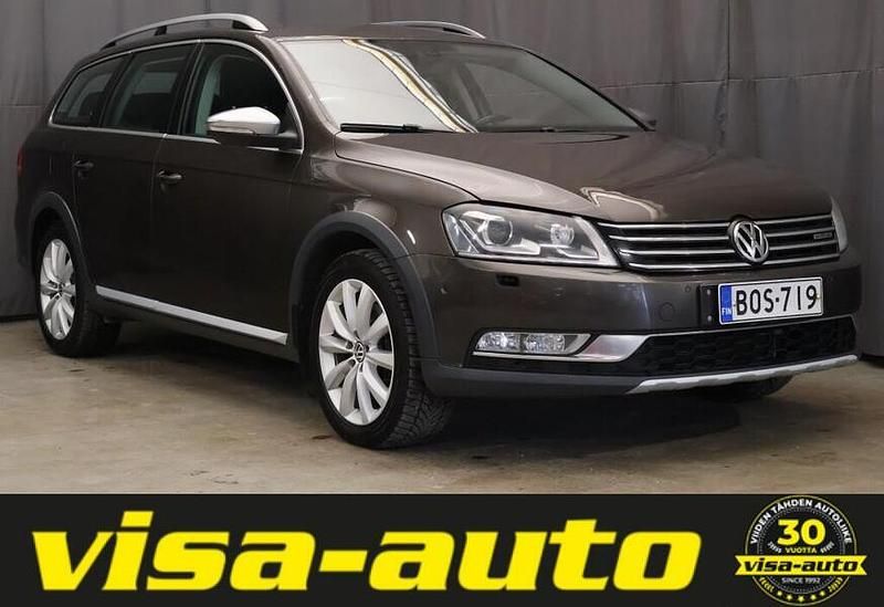 Käytetty VW Passat 170 HP (125 kW) 2012 Ruskea Farmari