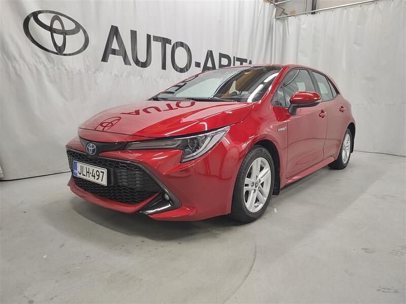 Punainen Käytetty 2019 Toyota Corolla Active Viistoperä | 18 900 € (Perustarjous) - Kuva 1/4
