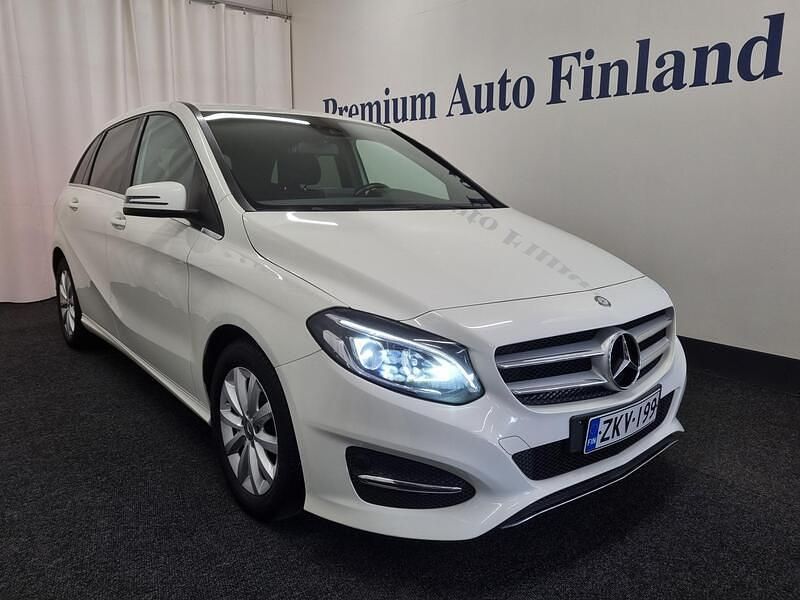 Käytetty 2016 Mercedes B180 Edition Tila-auto | 16 990 € (Perustarjous) - Kuva 1/4