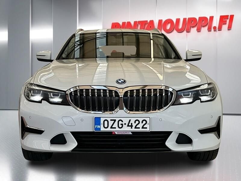 Käytetty BMW 320e Luxury Line 204 HP (150 kW) 2021 Farmari