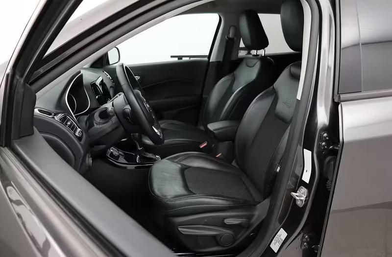 Käytetty Jeep Compass Limited 170 HP (125 kW) 2018 Katumaasturi