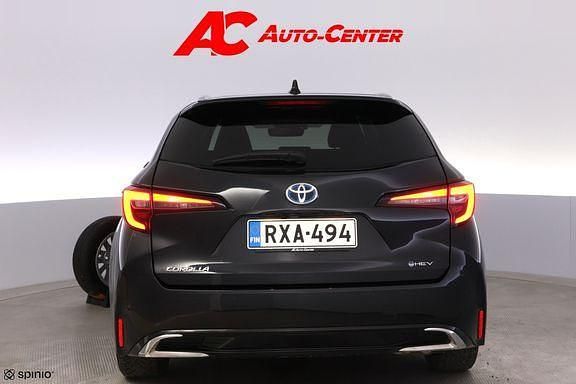 Käytetty Toyota Corolla Anniversary 140 HP (102 kW) 2024 Musta 209 Farmari