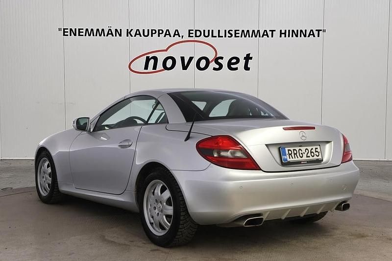 Käytetty Mercedes SLK200 184 HP (135 kW) 2008 Hopea Avoauto