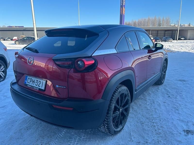 Käytetty Mazda MX30 Edition 2021 Punainen Katumaasturi