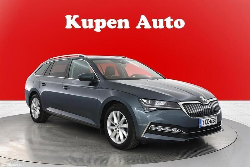 Harmaa Käytetty 2020 Skoda Superb Style Farmari | 24 900 € (Perustarjous) - Kuva 1/4