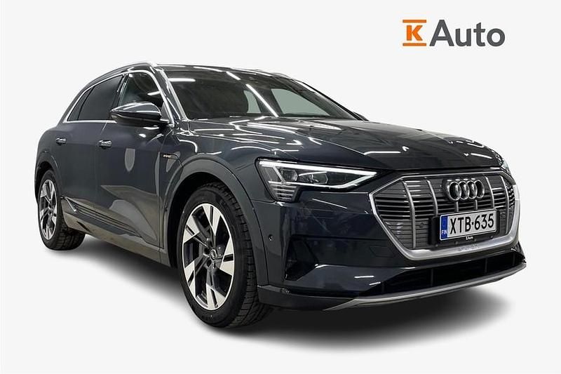 Harmaa Käytetty 2020 Audi e-tron Advanced Plus Katumaasturi | 24 650 € (Perustarjous) - Kuva 1/3